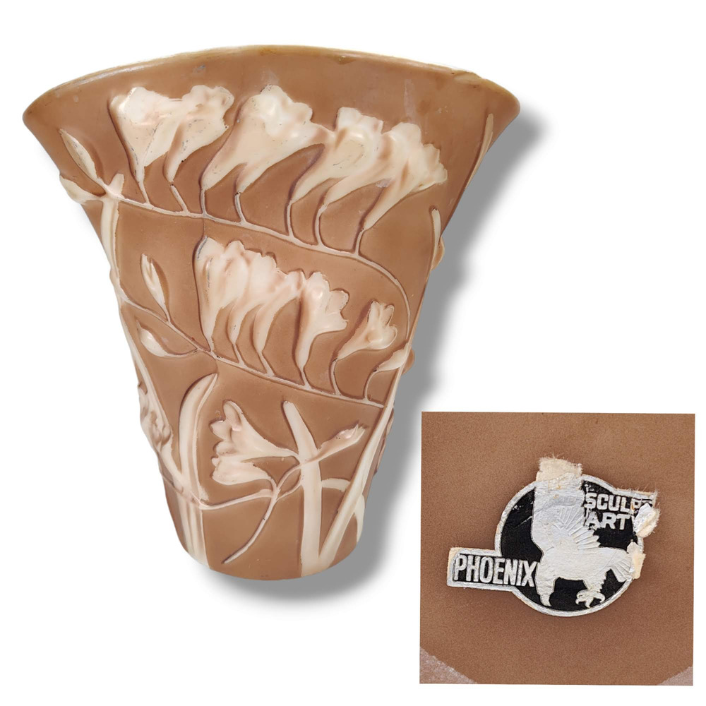 Phoenix Sculpt Fan Vase Art Glass Tan Freesia 1930s Art Deco Vintage USA